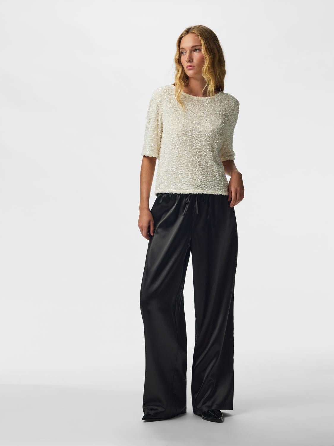 PCKAMMY Top - Cloud Dancer - VERO MODA & VILA Bergvik